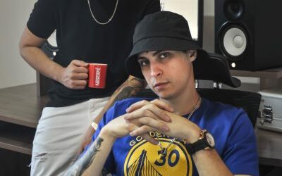 Интервју со 2Бона: Младите храбро да зачекорат кон своите сништа